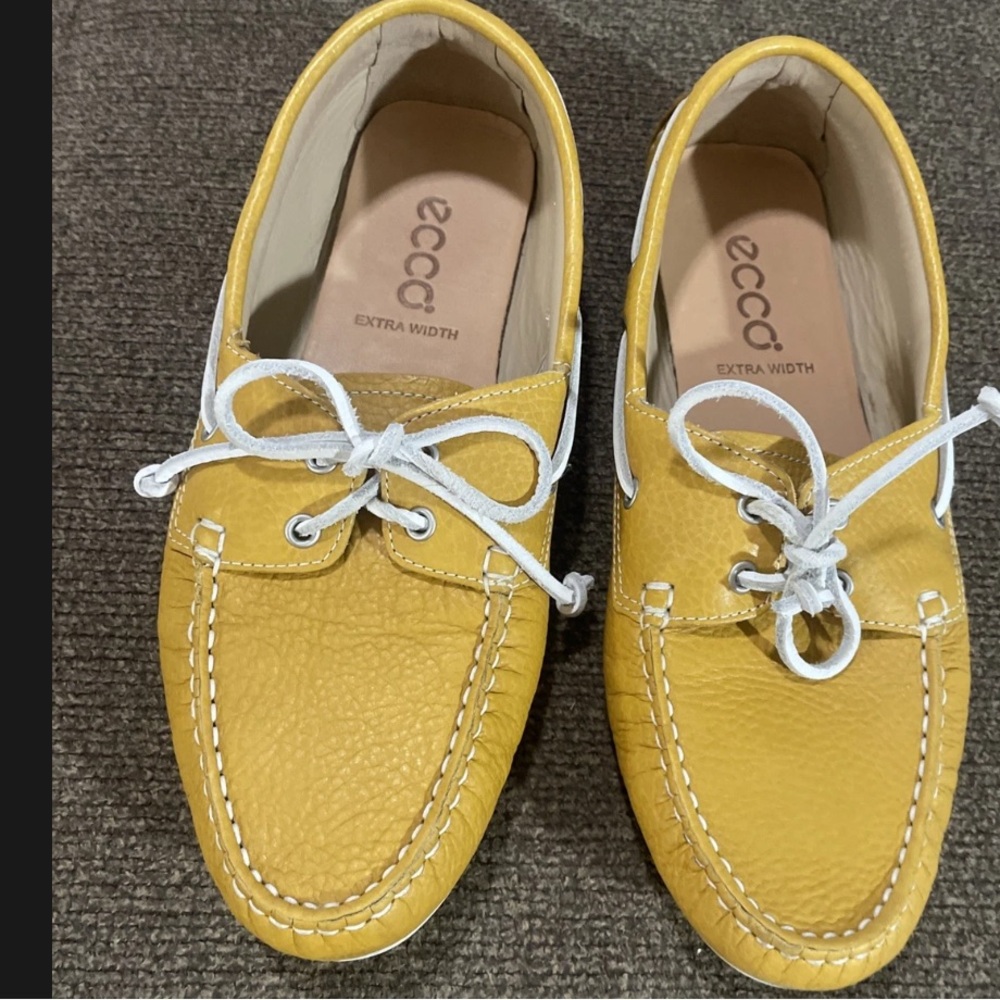 Ecco Womens Mustard Yellow Loafers